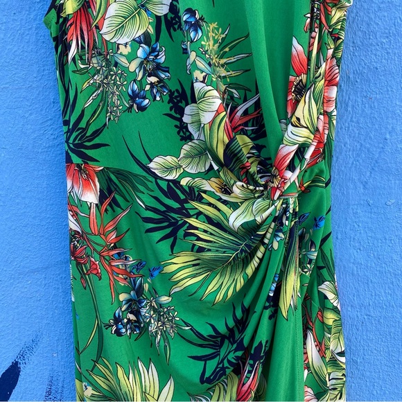 Tropical flower green sleeveless dress side slit size medium - Picture 10 of 12